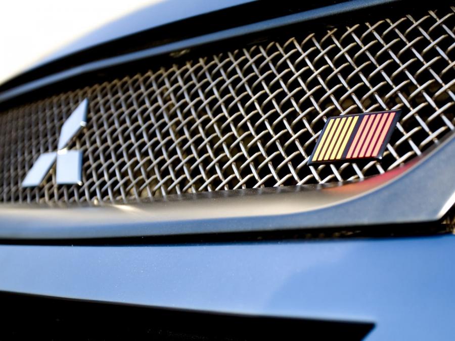  Mitsubishi Outlander Evolander Concept 2006 года  (фото 20 из 27)